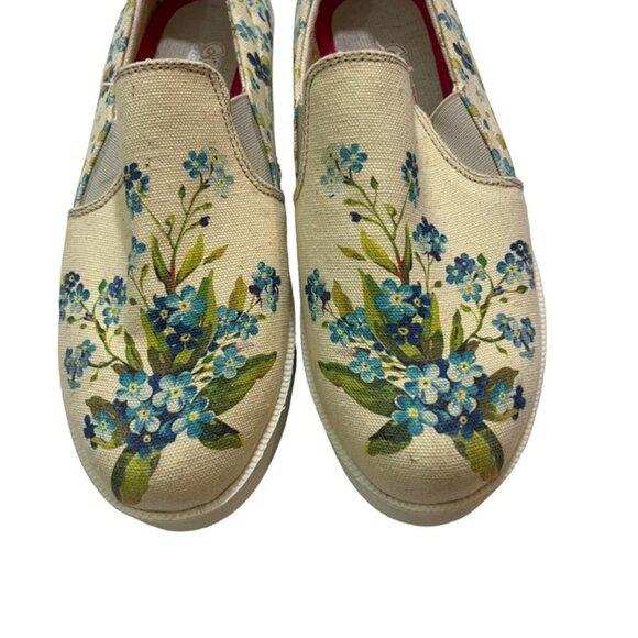 Goby flats Women's 38 US 7.5 white beige blue floral print canvas round toe - Picture 2 of 9